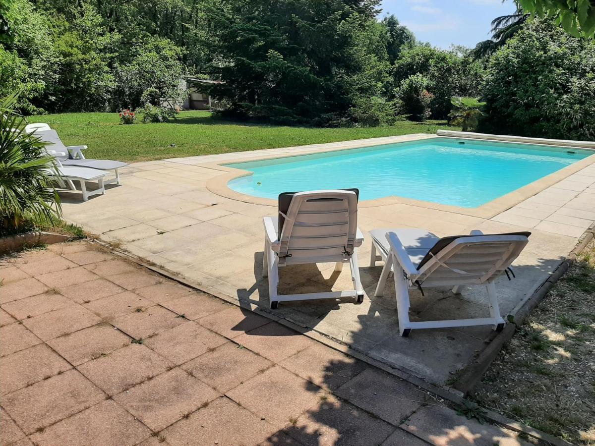 Biziat Gite A La Campagne Avec Piscine מראה חיצוני תמונה